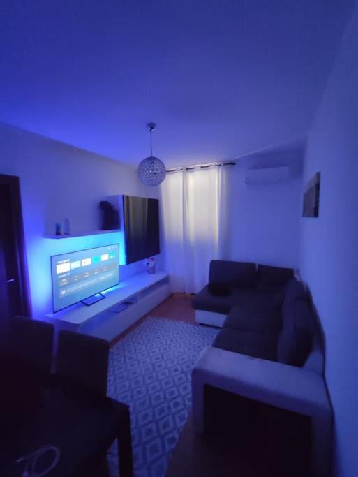 Appartamento A 5 Min Dal Centro Tortona Buitenkant foto